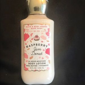 🍩Bath and Body Works Raspberry Jam
